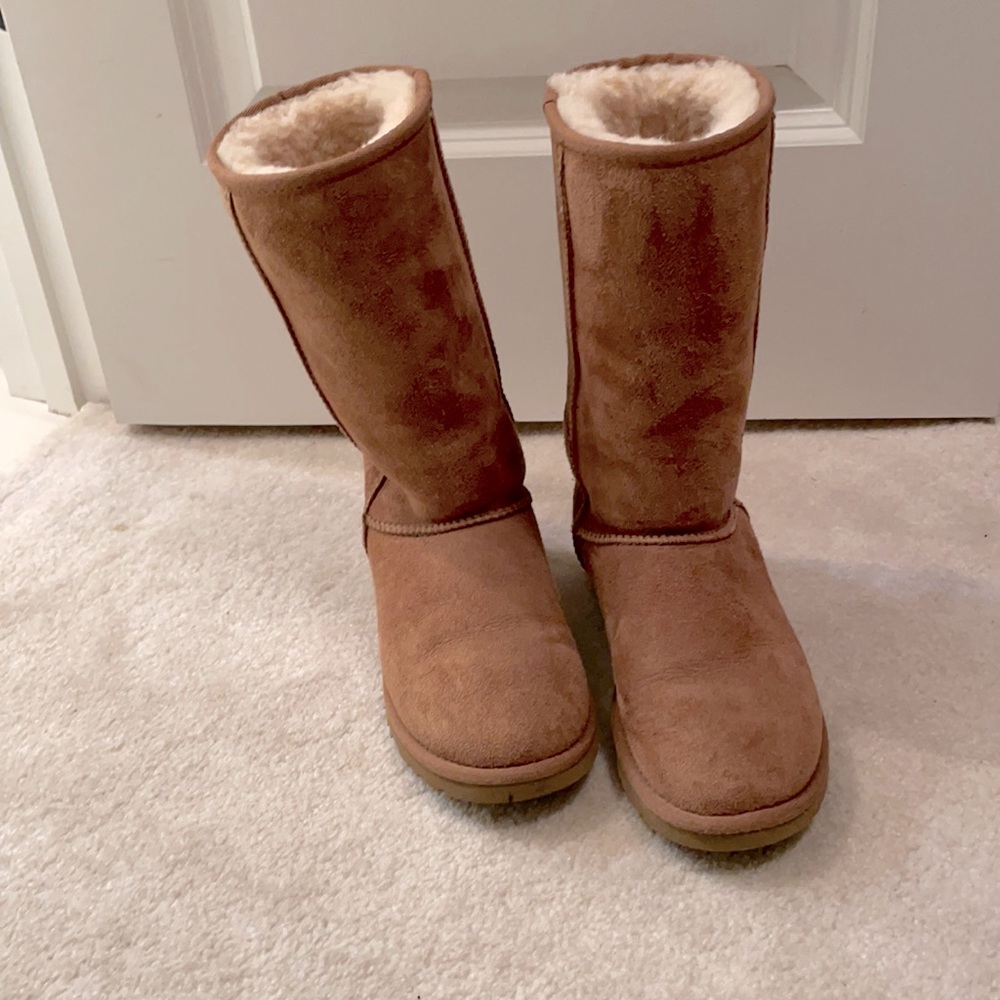 Classic tall UGG boots